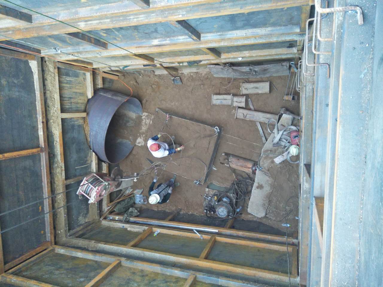 包頭過路頂管 包頭過路頂管